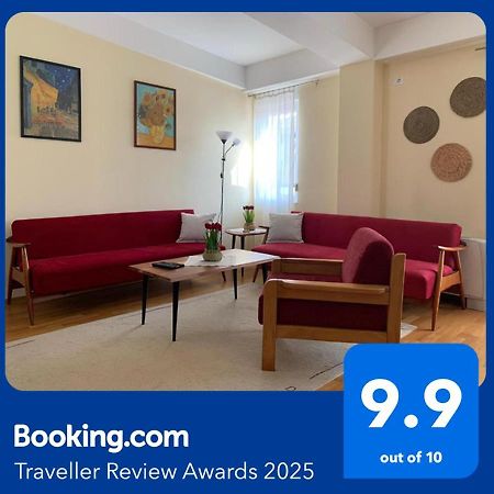 Bright Top Floor Apartment With Free Parking Skopje Zewnętrze zdjęcie