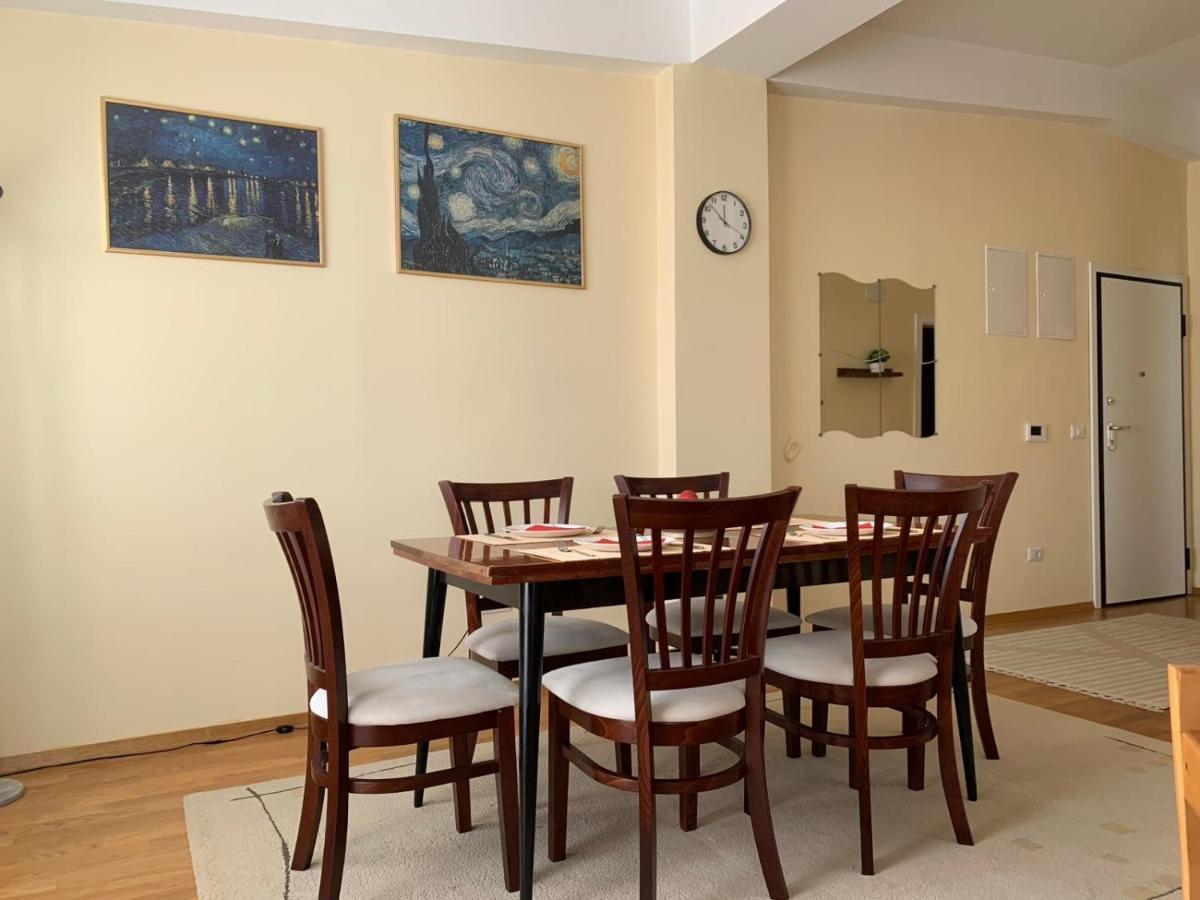 Bright Top Floor Apartment With Free Parking Skopje Zewnętrze zdjęcie
